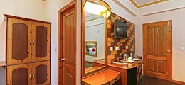 Smile Holiday Maker's Paharganj Delhi - Tour Operators Sulekha Image-2