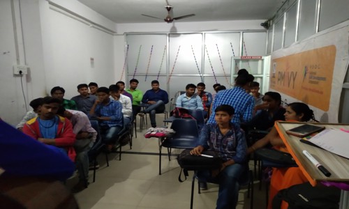 English language school in Karanpur, Pratapgarh - 230001