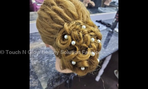 Touch N Glow Beauty Solution Fashion in Qutab Institutional Area, Delhi - 122001