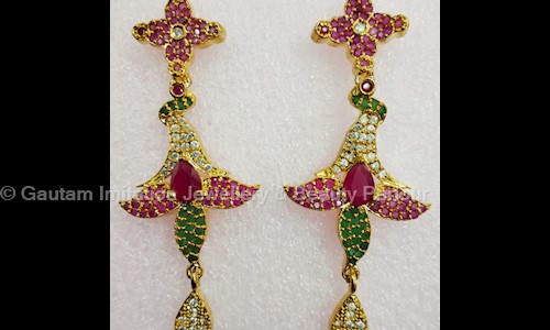 Gautam Imitation Jewellery & Beauty Parlour in Magdalla Road, Surat - 395002