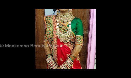 Mankamna Beauty Parlour in Burhanpuri Bhagal, Surat - 395003