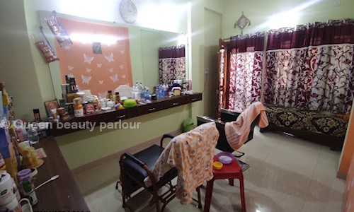 Queen beauty parlour in Anjani Nagar, Indore - 452002