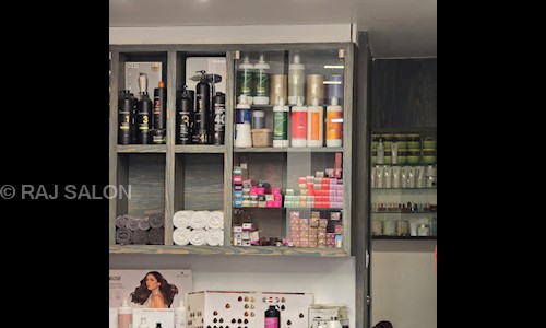 RAJ SALON in Pragati Vihar, Indore - 452016