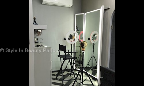 Style In Beauty Parlour in Nizampura, Vadodara - 390001