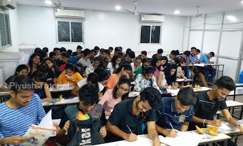 Piyush Tutorials in Mulund West, Mumbai - 400080