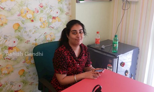Ashish Gandhi in Charni Road, Mumbai - 400002