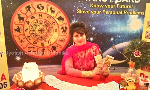 Jyotish Acharya Dr Ishika in Sector 15, Gurgaon - 122022