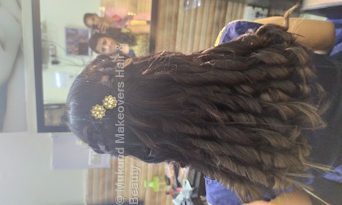 Mukund Makeovers Hair & Beauty in Sector 17, Faridabad - 382017