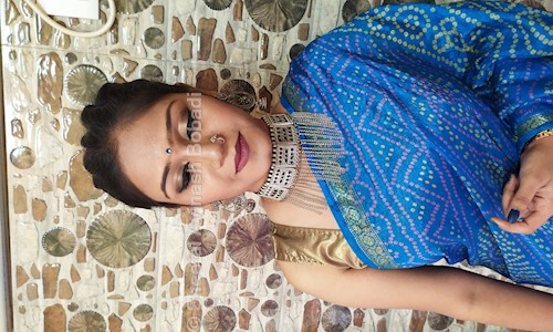 Sheetal Avinash Bobadi in Khar Danda, Mumbai - 400052