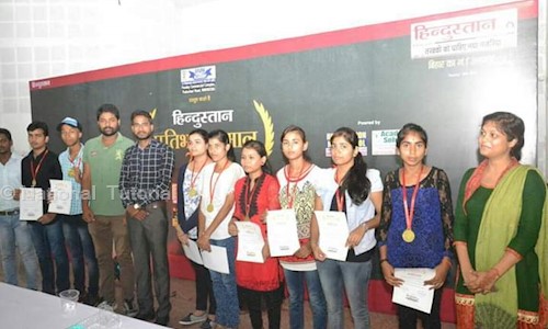 National  Tutorial in Ganesh Nagar, Delhi - 110092