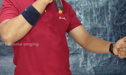Karaoke singing in Virar West, Mumbai - 