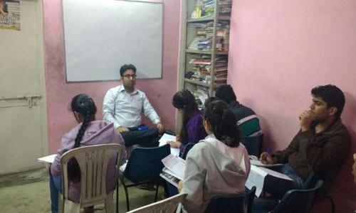 Classic Tutorials in Patel Nagar, Delhi - 110010