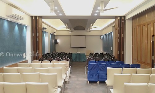 Oneway Cafe in Maidan, Kolkata - 700071