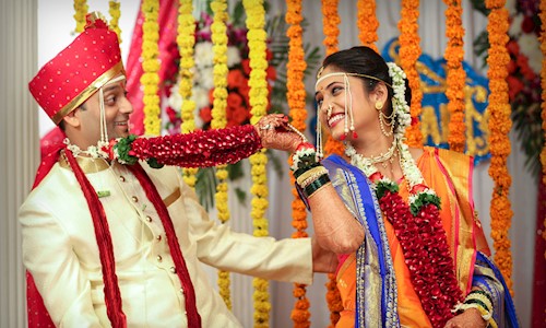 Candid Clicks in Gandhi Nagar, Mumbai - 421201
