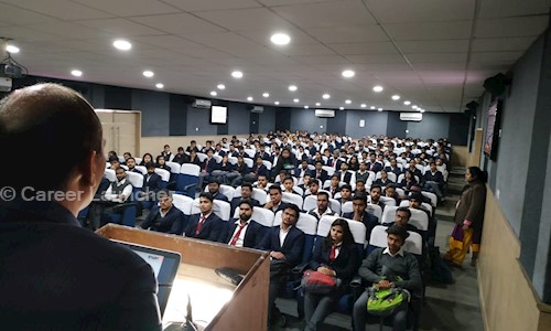 Career Launcher in Raj Nagar, Ghaziabad - 201002