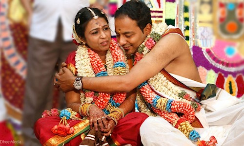 Dhee Media in Saligramam, Chennai - 600093