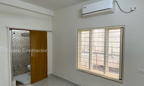 Estate Contractor in Ballygunge, Kolkata - 700019