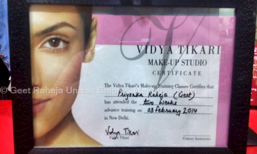Geet Raheja Unisex Salon & Makeup Studio in Pitampura, Delhi - 110034