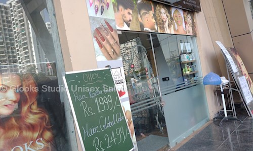 Glooks Studio Unisex Salon in Sector 74, Noida - 201304