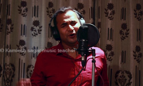 Kamlesh sagar music teacher in Baner Road, Pune - 411045