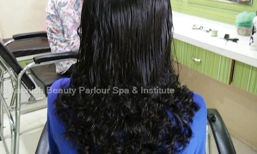 Kashish Beauty Parlour Spa & Institute in Chinchwad, Pimpri Chinchwad  - 416119
