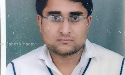 Mahesh Yadav in Circular Road, Rewari - 123401