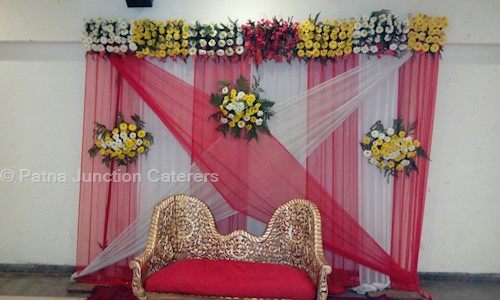 Patna Junction Caterers in Sector 76, Noida - 