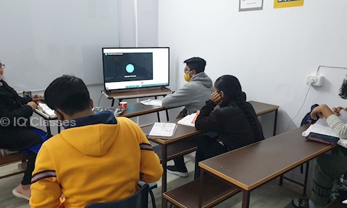 IQ CLASSES in Hazratganj, Lucknow - 226001