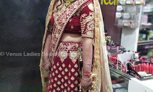 Uma Kushwaha in Naibasti, Varanasi - 221002