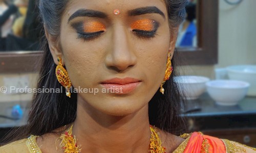 Professional Makeup artist in Sithalapakkam, Chennai - 600126