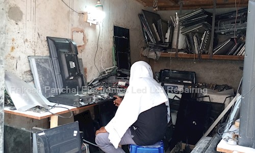 Rakesh Panchal Electronics Led Lcd Repairing in Sector 56, Faridabad - 121004