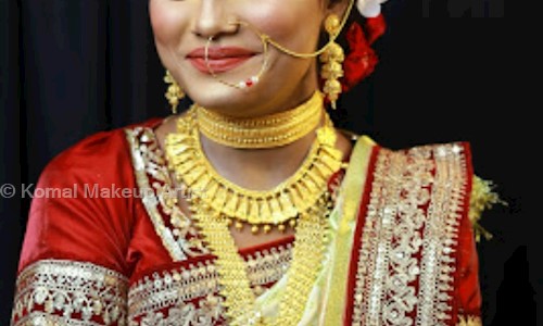 Komal Makeup Artist in Tiljala, Kolkata - 700039
