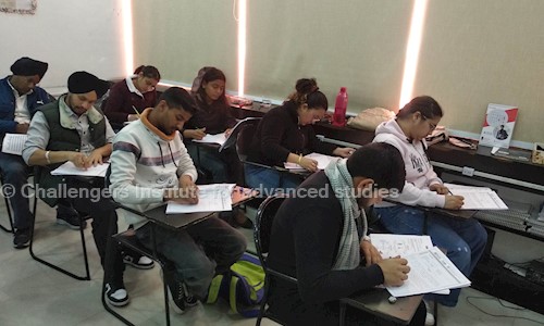 Challengers Institute for advanced studies in Sector 40B, Chandigarh - 160036