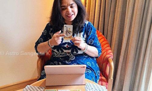Astro Sangeeta K in Punjabi Bagh, Delhi - 110034