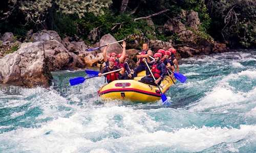 Pleasure Tours LLP in Fort, Mumbai - 400001
