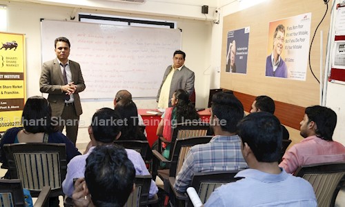Bharti Share Market Training Institute in Swargate, Pune - 411004