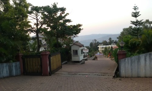Sadguru Travels in Parel, Mumbai - 400013