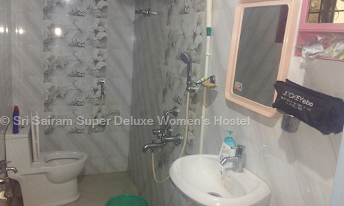 Sri Sairam Super Deluxe Women's Hostel in Maharani Peta, Visakhapatnam - 530016