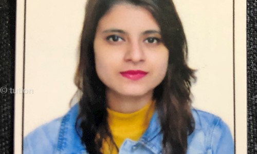 Pranshi Faujdar in Tri Nagar, Delhi - 110035