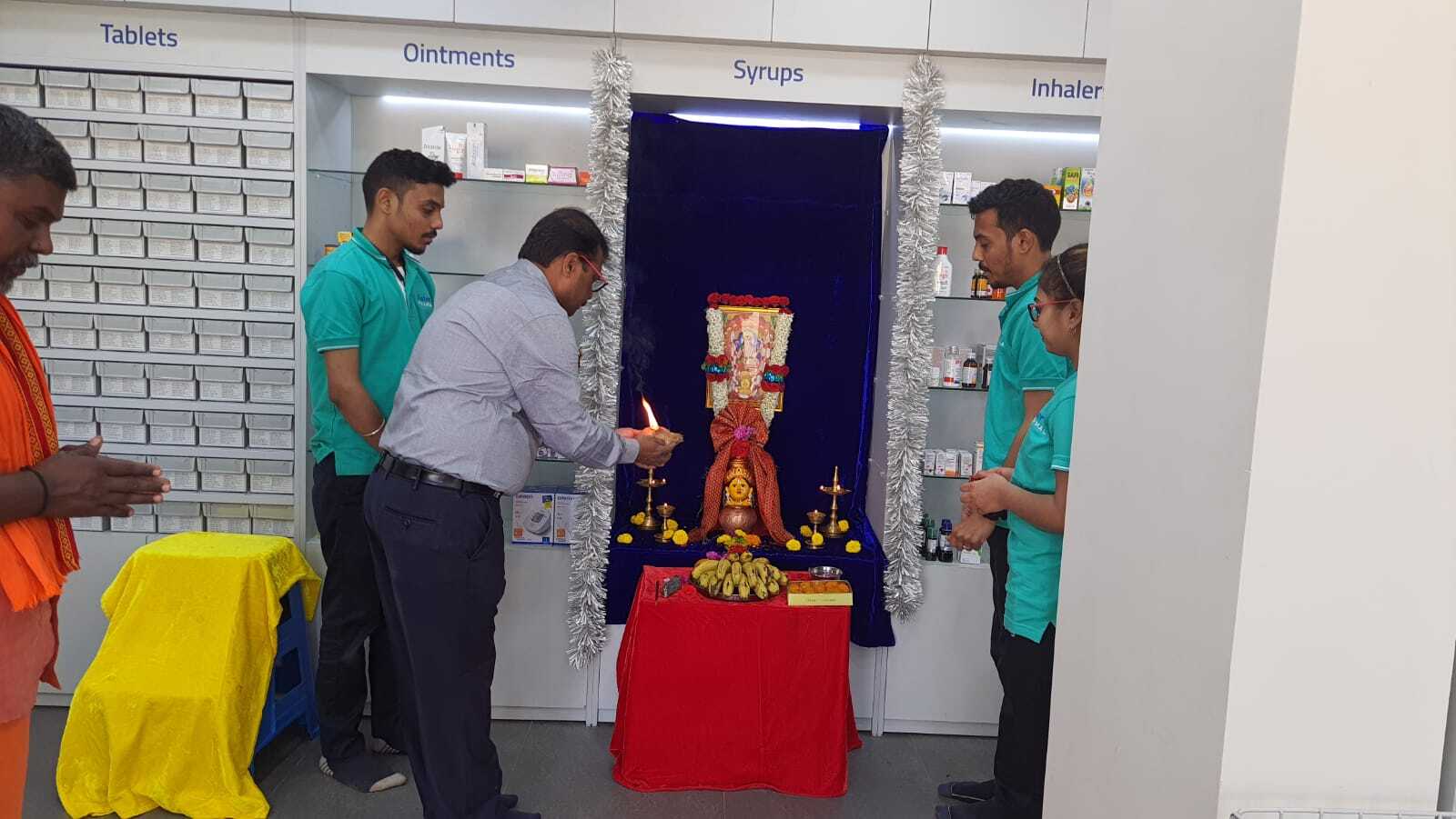 Aster Pharmacy in Vishweshwar Nagar, Hubli