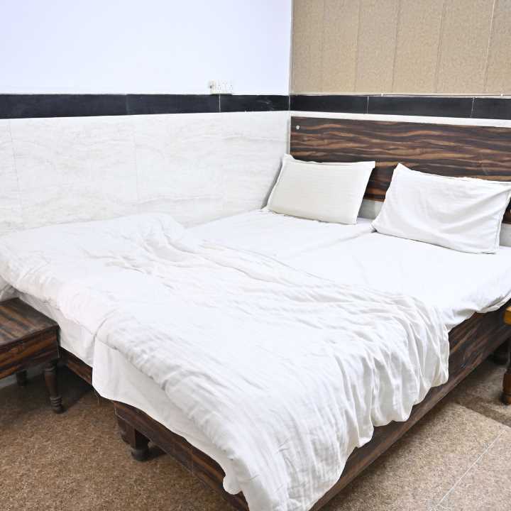 Hotel Goverdhan in Agra, Agra