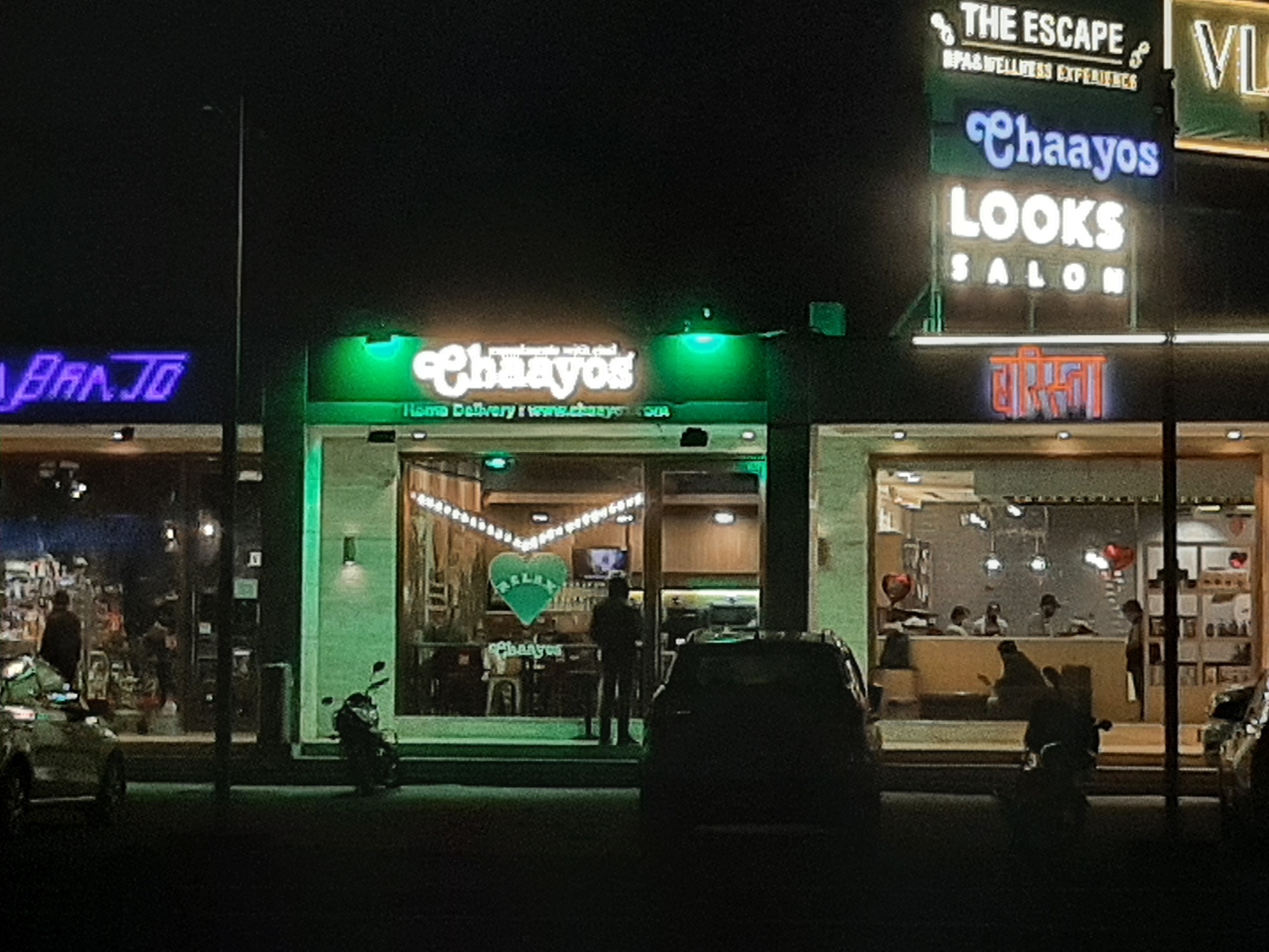 Chaayos Cafe - Gallery On Mg, New Manglapuri, Sultanpur