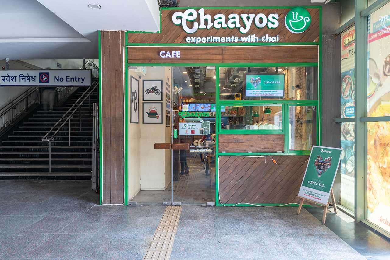 Chaayos Cafe - Nehru Place, Metro Station