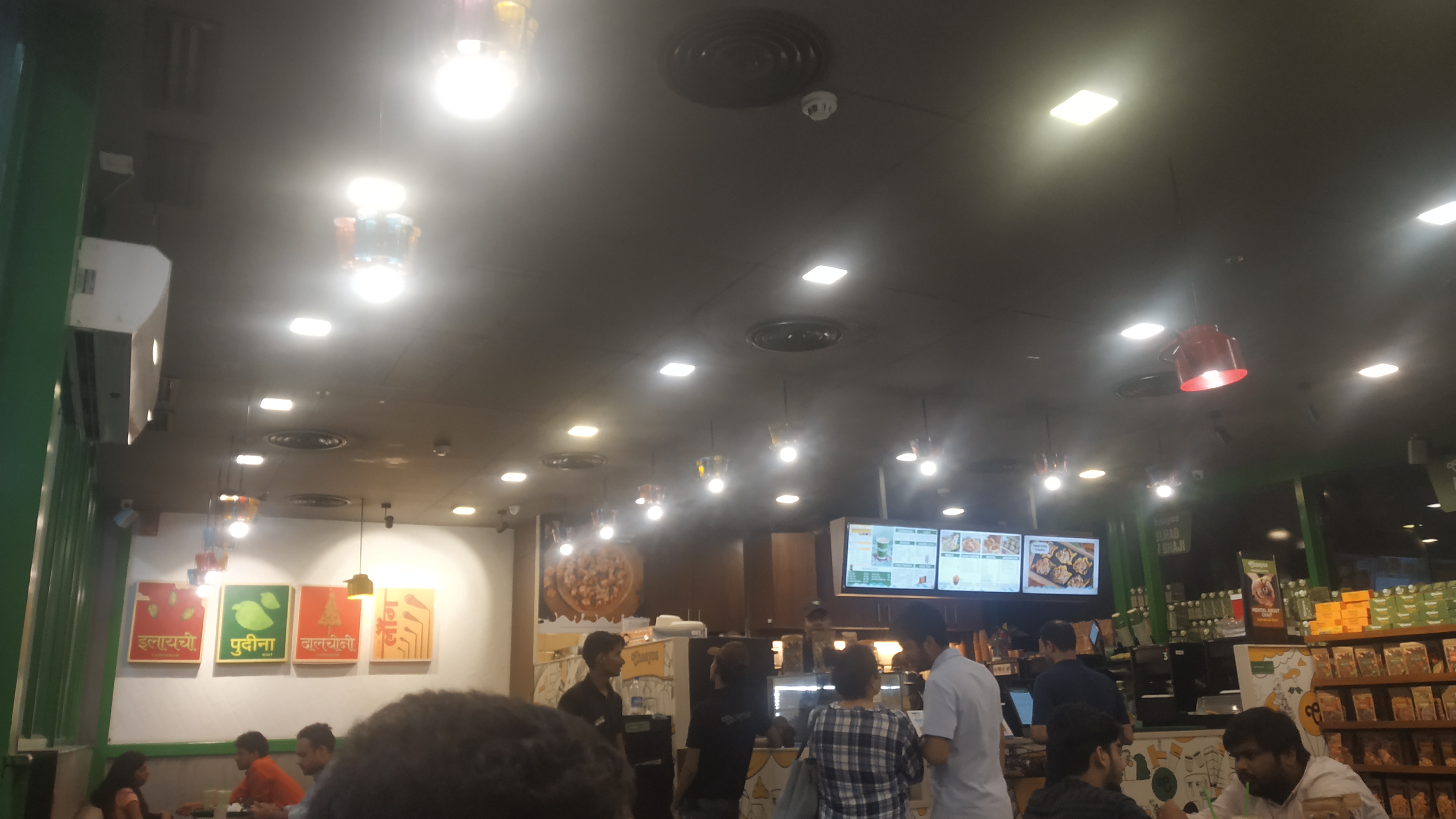 Chaayos Cafe - Kashmere Gate Metro Station