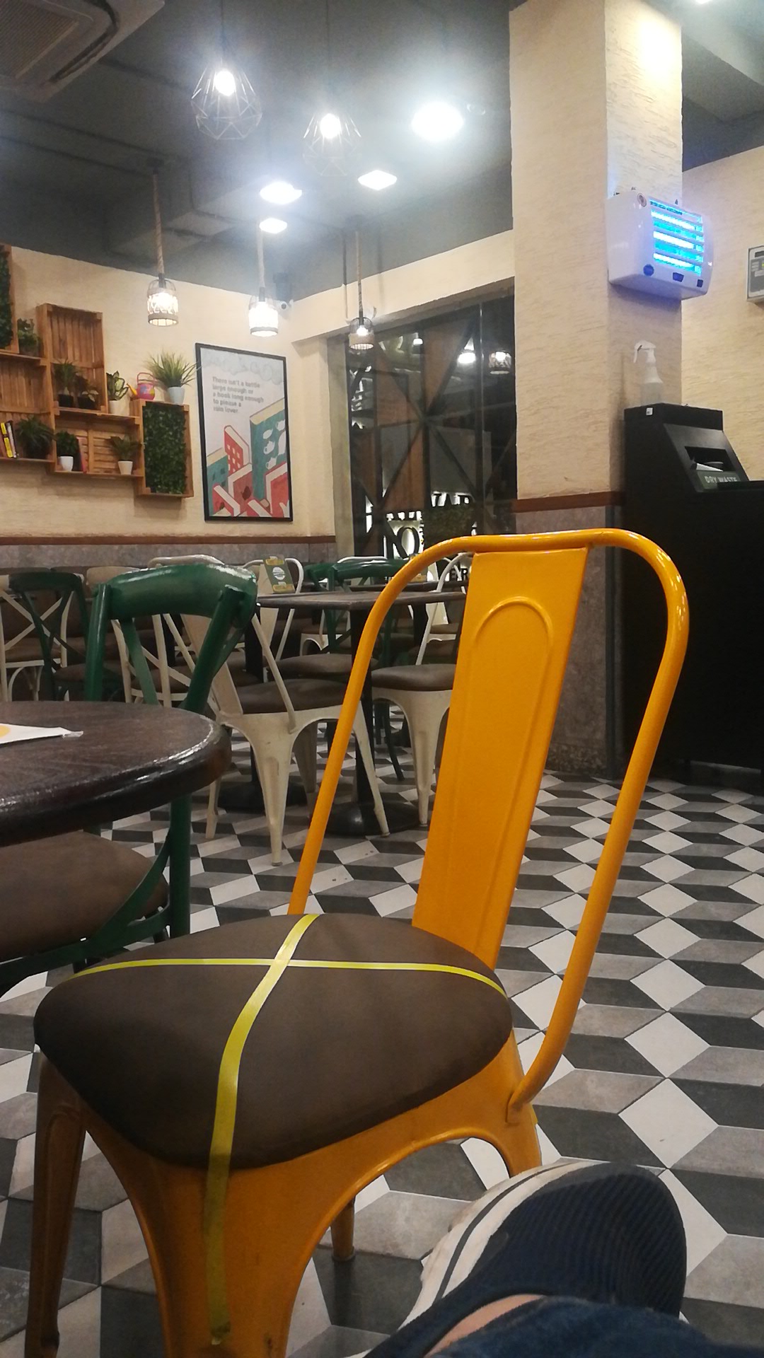 Chaayos Cafe - Janakpuri, Block B3