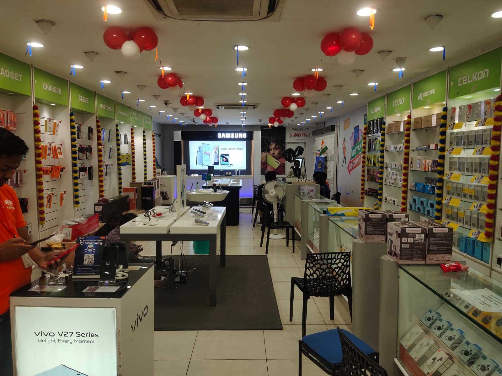 Poorvika Mobiles Pondicherry Chetty Street in Anna Salai, Puducherry