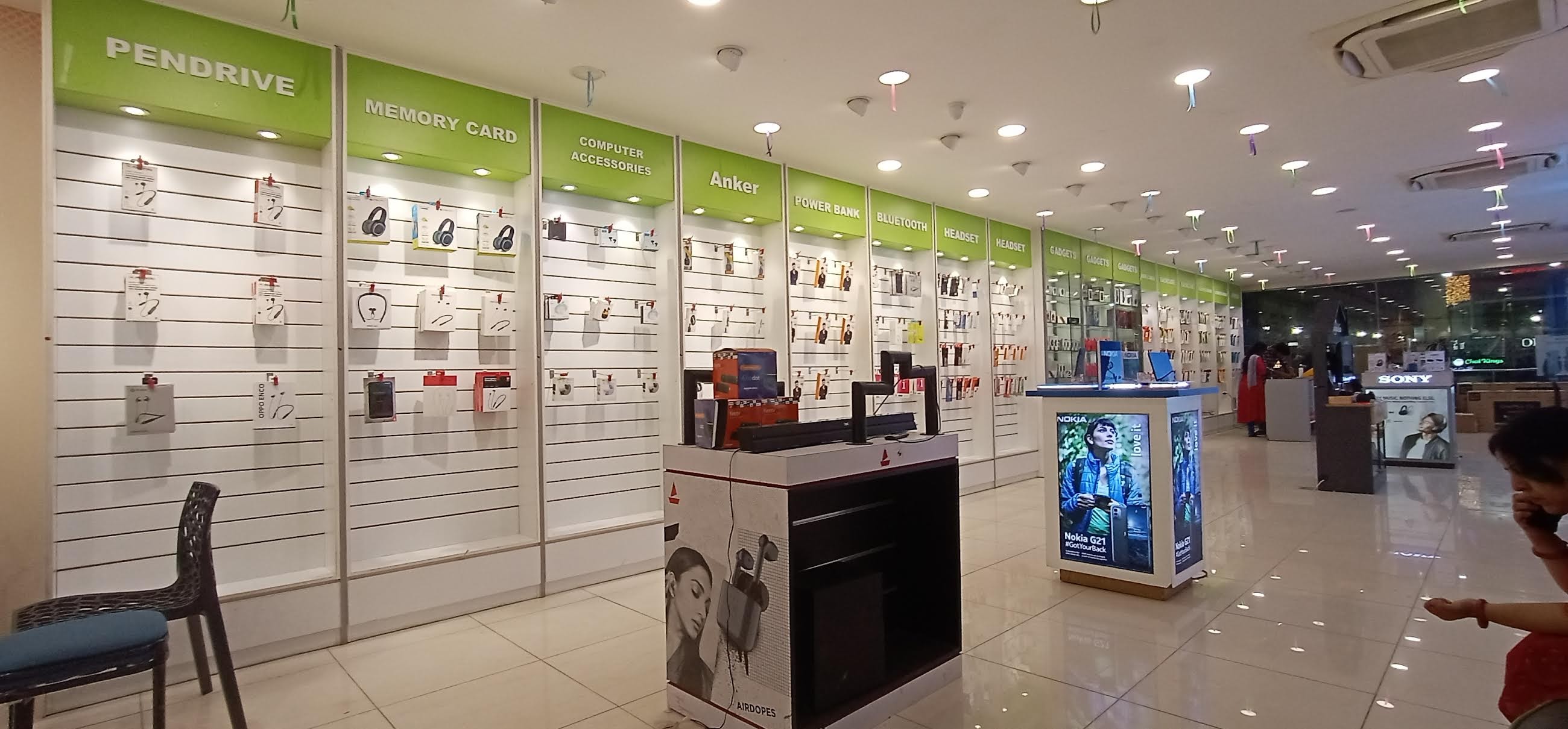 Poorvika Appliances Velachery in Velachery, Chennai Mobiles and