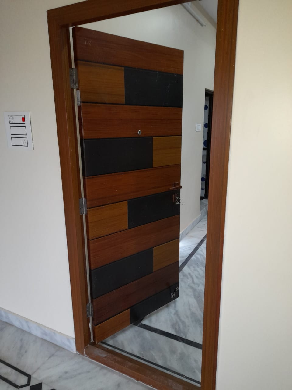 Tata Pravesh TATA PRAVESH DOORS AND WINDOWS Innovative Steel Doors