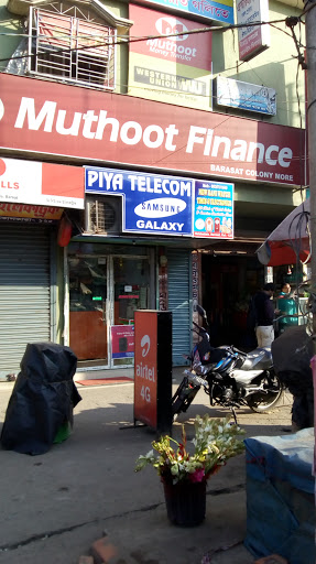 Muthoot Finance Services in Barasat, Kolkata, West Bengal