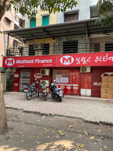 Muthoot Finance Services in Mota Varachha, Surat, Gujarat